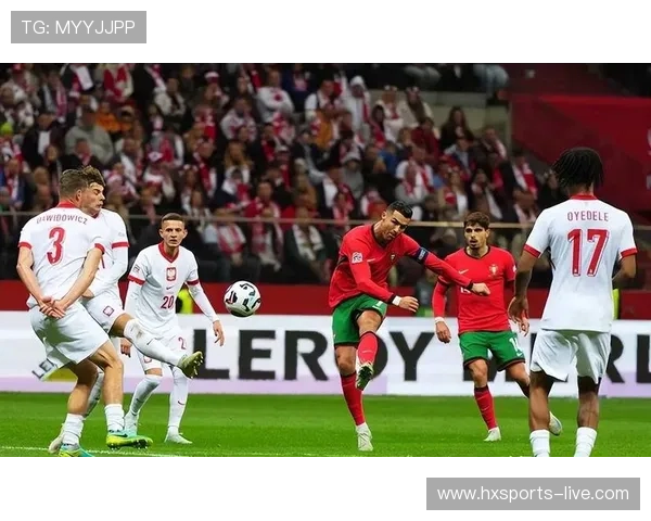 身体素质劲爆的足球球星如何通过训练与饮食保持巅峰状态 身体素质劲爆的足球球星如何通过训练与饮食保持巅峰状态